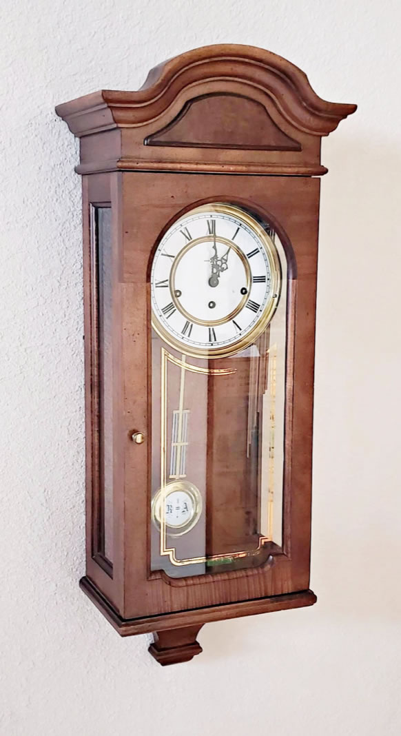 Professionally Restored Vintage / Antique Howard Miller TRIPLE CHIME Pendulum Wall Clock - Solid Brass German Mechanical Movement w/warranty 1 Professionally Restored Vintage / Antique Howard Miller TRIPLE CHIME Pendulum Wall Clock - Solid Brass German Mechanical Movement w/warranty